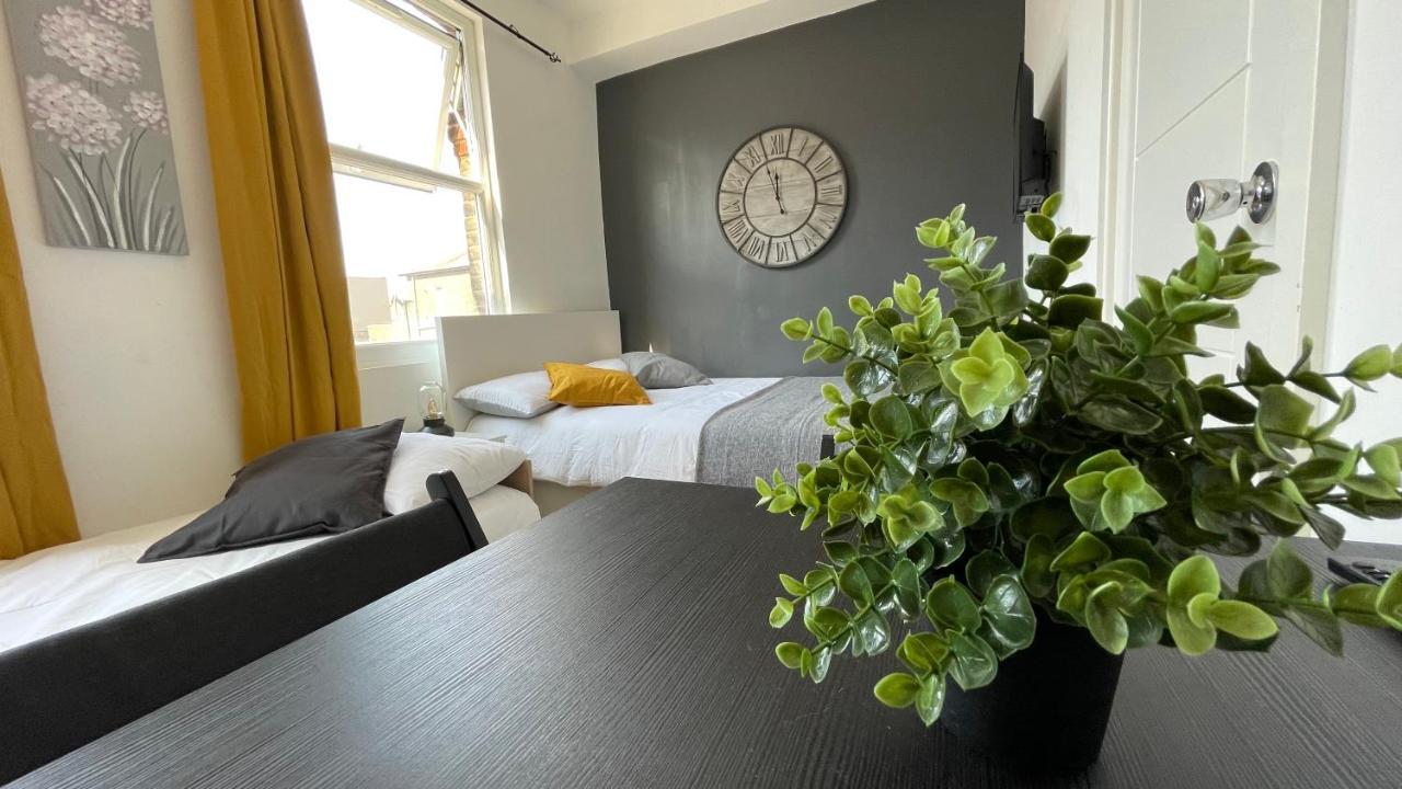 Lovely Studio Flat In The Heart Of Holloway. London Exteriör bild