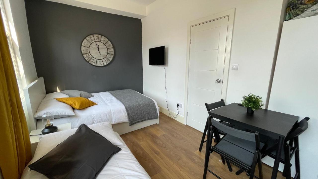 Lovely Studio Flat In The Heart Of Holloway. London Exteriör bild