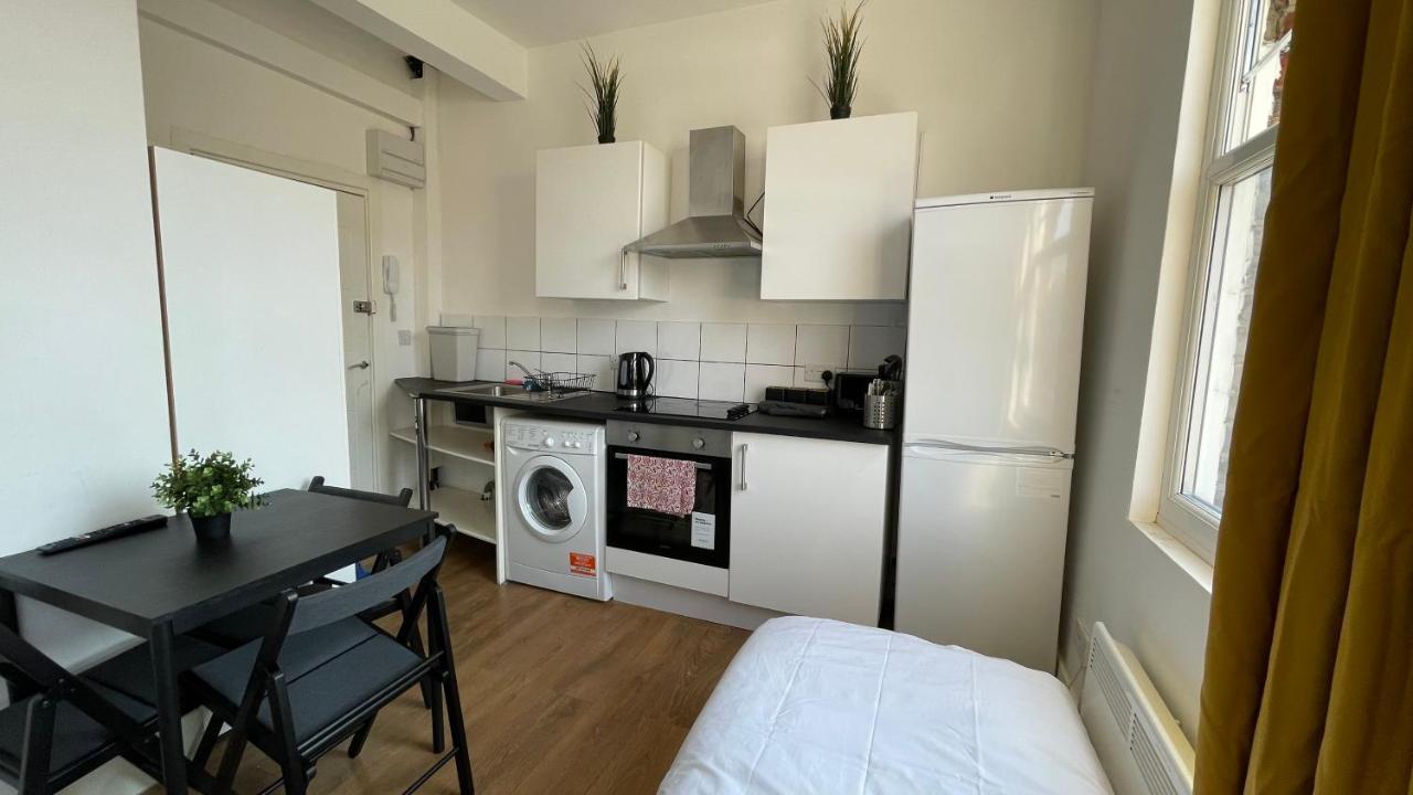 Lovely Studio Flat In The Heart Of Holloway. London Exteriör bild